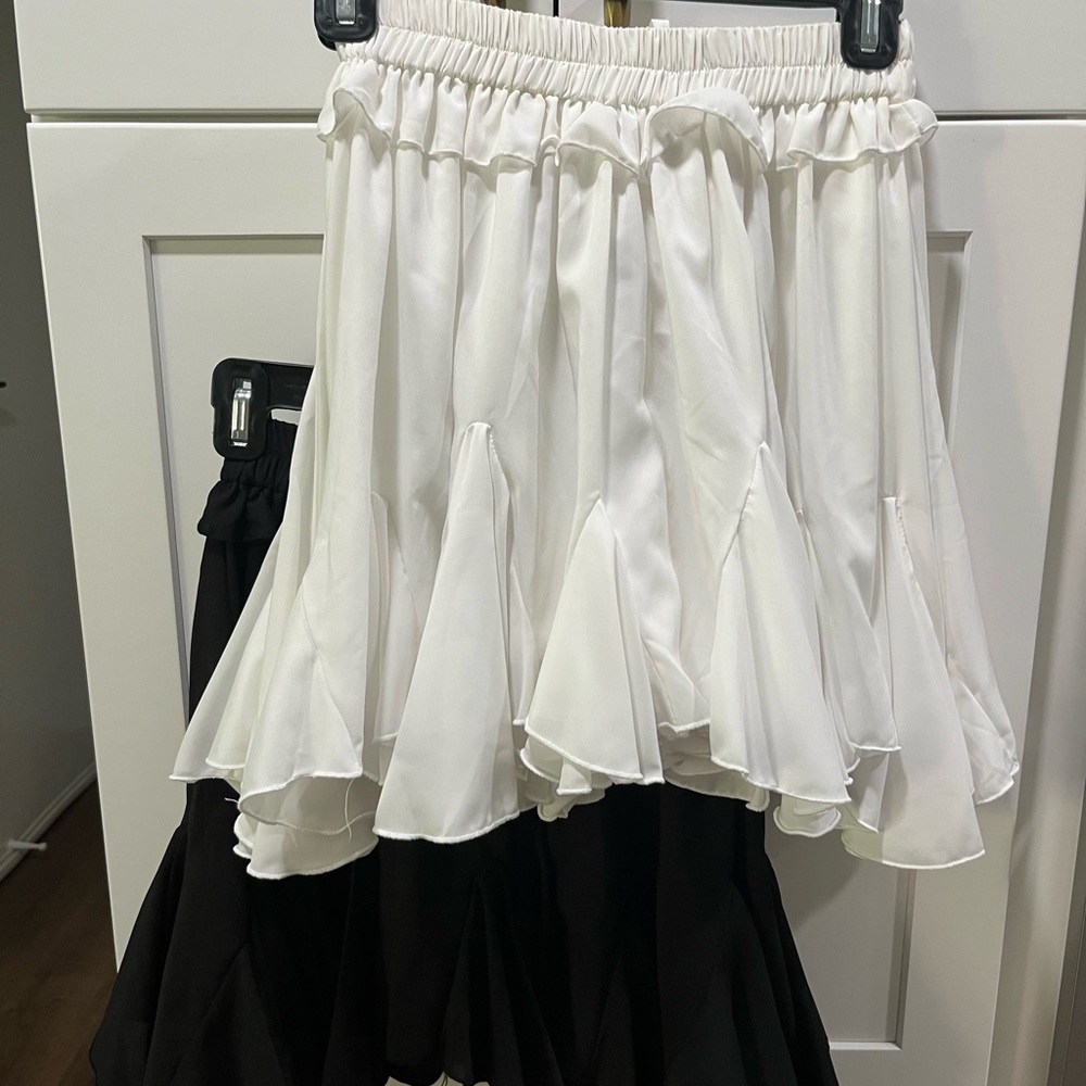 STORETS Skorts S/M (2)